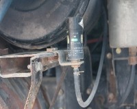 二手車(chē)改造廠(chǎng)-空氣濾清器（汽車(chē)修理部件）